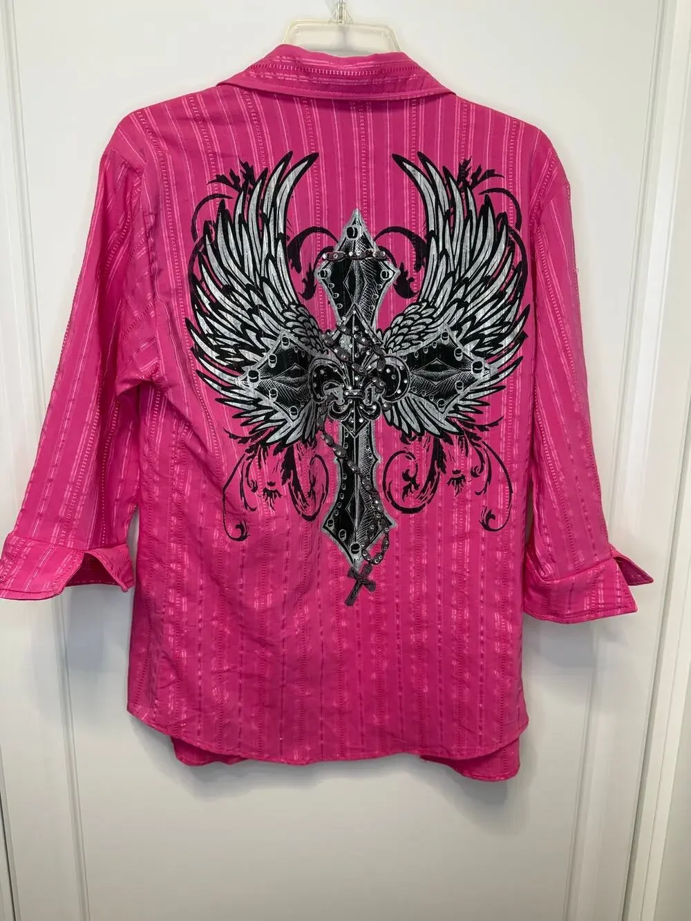 Jaguarrs small vintage hot pink button down 3/4 sleeves cross wings bejeweled